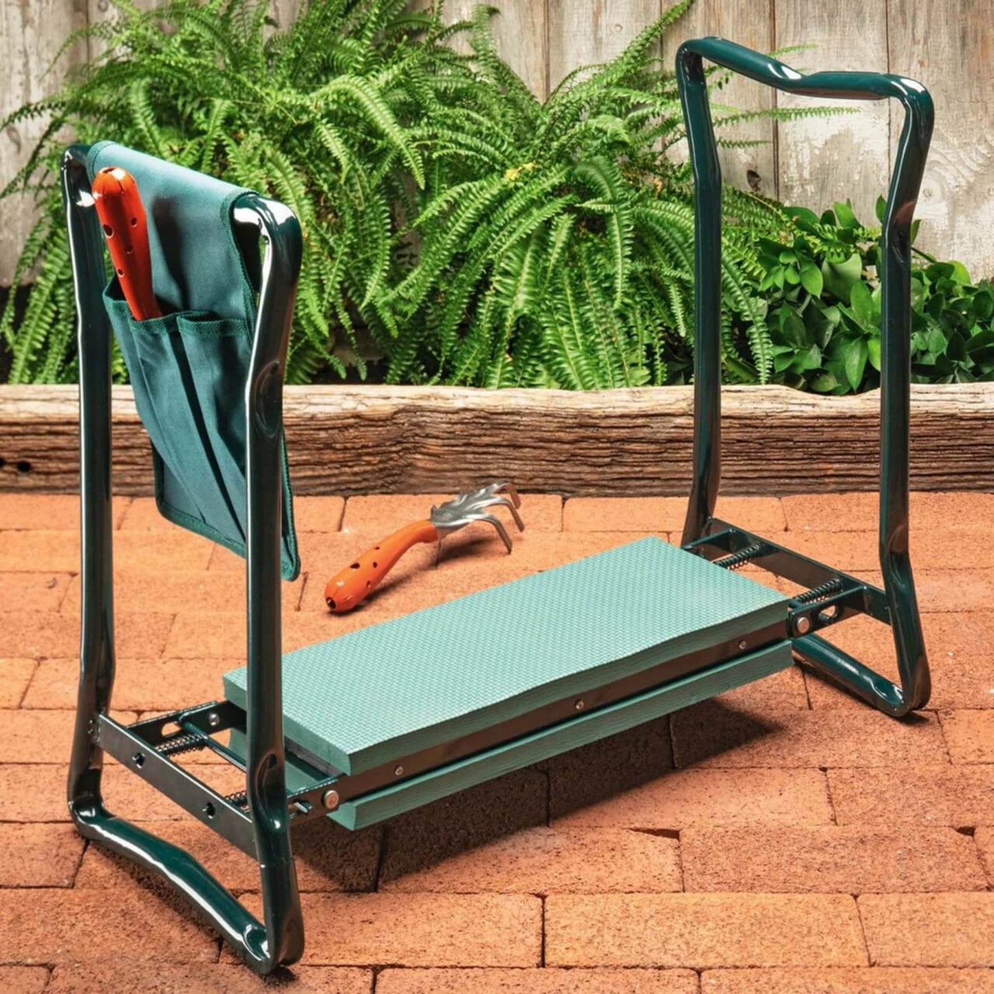 FOLDABLE GARDEN KNEELER PAD